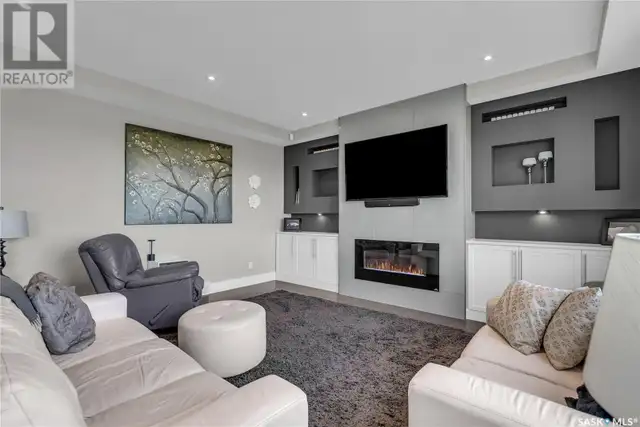 319 Hargreaves GREEN Saskatoon, Saskatchewan63005669148547124