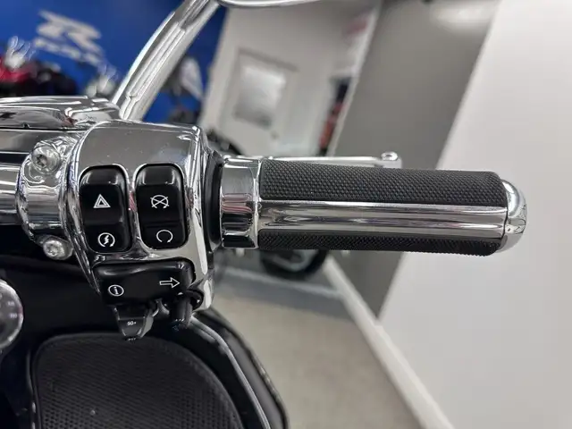 2015 Harley Davidson CVO Road Glide Ultra Touring - V6872 - -No  in Sport Touring in Markham / York Region - Image 14