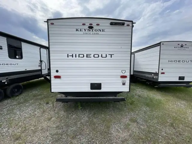 2026 Keystone RV Hideout 262BHS in Travel Trailers & Campers in Kamloops - Image 9