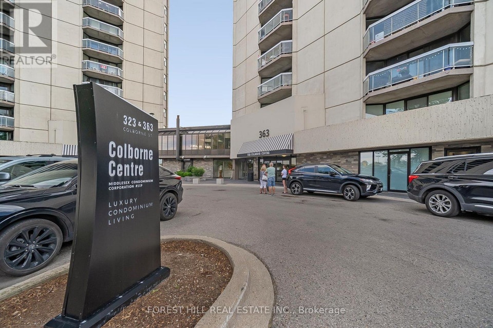 905 - 323 COLBORNE STREET London East (East K), Ontario 3