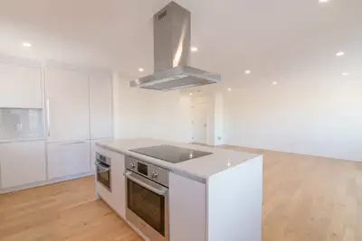renovated 1-bedroom apartment, 1.5 bathrooms - ID 2656