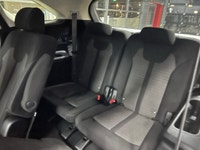 The 2023 Kia Sorento Hybrid LX in a sophisticated Gray finish is an AWD SUV designed for those who v... (image 9)