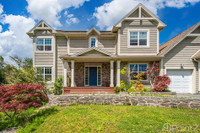 Homes for Sale in Bedford, Nova Scotia $950,000