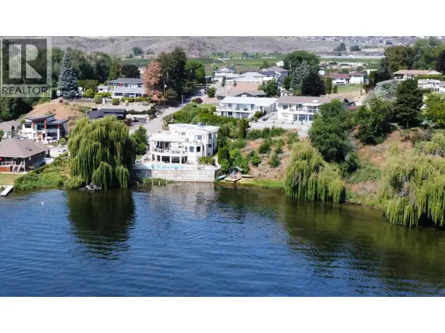 8330 22ND Avenue Osoyoos, British Columbia in Houses for Sale in Penticton - Image 4