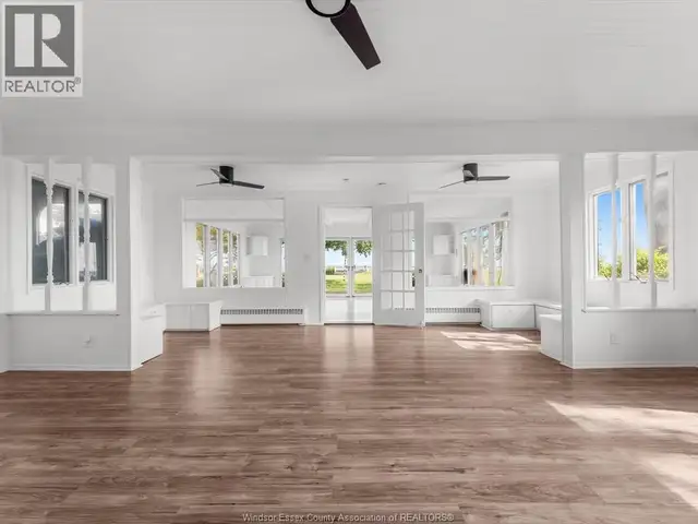 13050 RIVERSIDE DRIVE East Tecumseh, Ontario in Houses for Sale in Windsor Region - Image 7