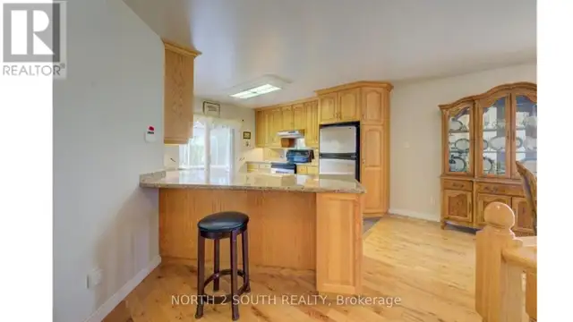 6737 HIGHWAY 20 West Lincoln (Smithville), Ontario in Houses for Sale in Hamilton - Image 14