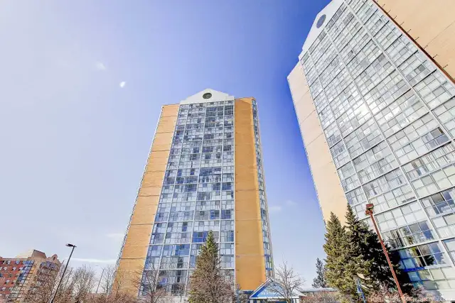 2 Bedroom 2 Bath Condo In Mississauga for Sale at $450,000