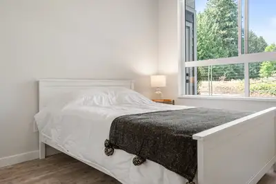 **Ask about our 1/2 Month's Free rent! Apply Today. **40% off Telus Products and Services ** 6 month...