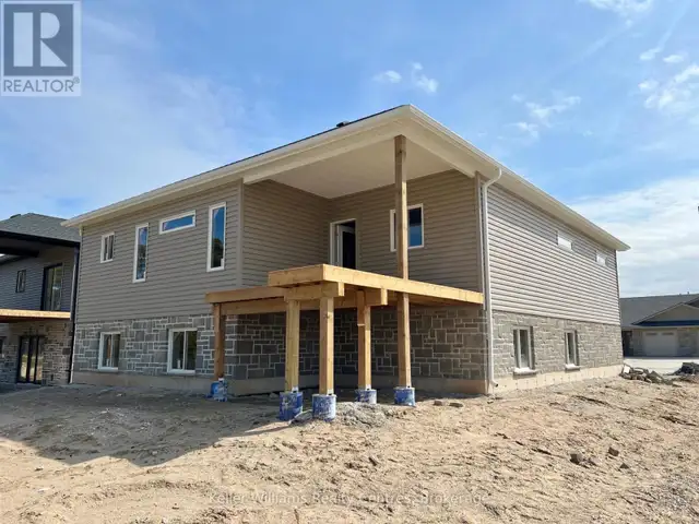 902 13TH STREET Hanover, Ontario in Houses for Sale in Owen Sound - Image 3