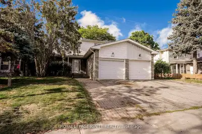 Discover the perfect home for a growing family in this spacious 4+2 bedroom, 4-bathroom semi-detache...