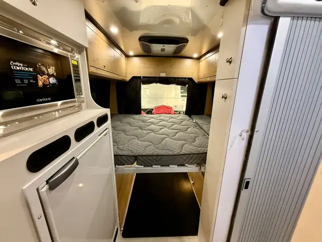 2025 Airstream Rangeline 23 in Travel Trailers & Campers in Edmonton - Image 13