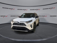 // ACCIDENT FREE!! // // SINGLE OWNER! // Experience smart, smooth, and fuel-saving driving in this... (image 2)