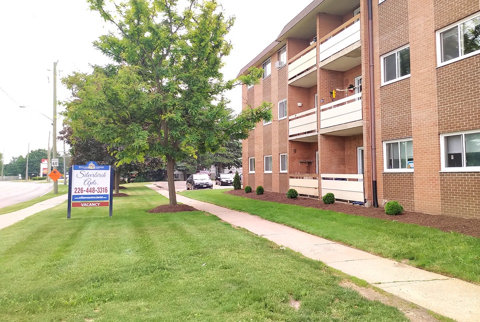 ALL INCLUSIVE - Silverbirch Apts 2BR in Waterloo 2