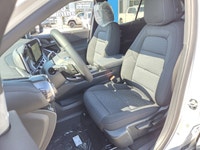 With advanced safety and driver-assist features coming standard it brings confidence to every drive.... (image 8)