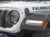 375 hp / 470 lb-ft torque - Adaptive Cruise Control - 4x4 drivetrain - Trip Computer - Power Locks D... (image 9)