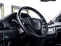 CARGET AUTOMOTIVE is thrilled to offer this 2017 Honda Pilot Touring, a well-equipped midsize SUV of... (image 9)
