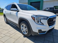 Command the road and secure incredible value with this low-mileage 2024 GMC TERRAIN SLE AWD, clockin... (image 2)