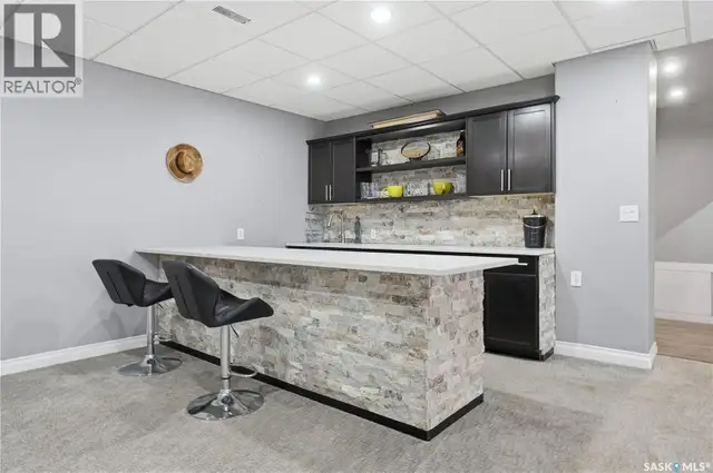 10 Meadow BAY Lumsden, Saskatchewan in Houses for Sale in Regina - Image 40