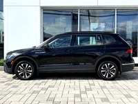 All Wheel Drive,Turbocharged,Integrated Turn Signal Mirrors,Automatic Headlights,Power Mirror(s),AM/... (image 6)