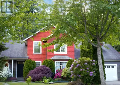Nestled in the idyllic Hermitage Park neighborhood of Qualicum Beach, short walking distance to 2 el...