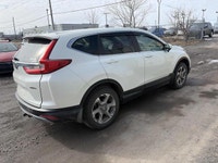 2017 Honda CR-V EX 1.5L Turbocharged Odometer is 36323 kilometers below market average! ALL MAINTENA... (image 1)
