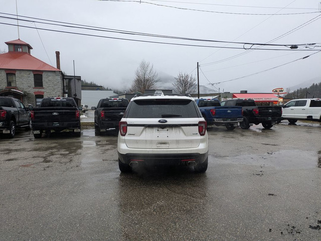 2017 Ford Explorer Sport 4WD, 3.5L V6 Ecoboost Engine in Cars & Trucks in Nelson - Image 4