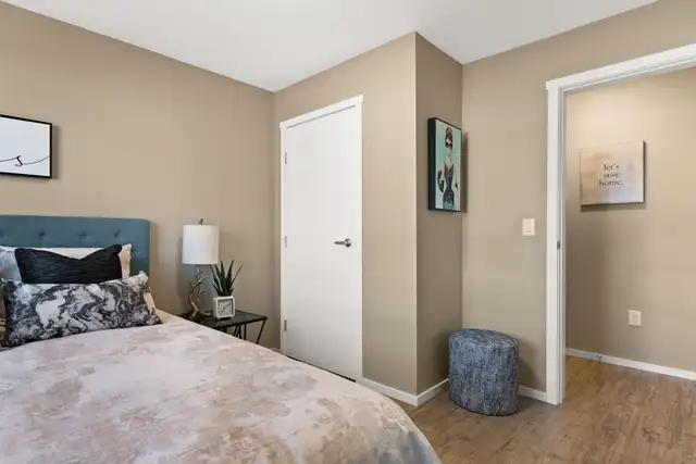 Pet-Friendly Two Bedroom Two Bath with In-suite Laundry for Rent in Long Term Rentals in Regina - Image 15