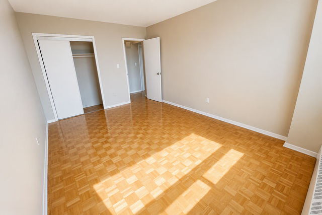 1 BEDROOM APARTMENT FOR RENT in Long Term Rentals in City of Toronto - Image 9