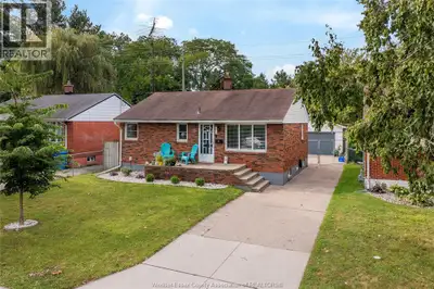 OR LEASE – WHOLE HOUSE! WELCOME TO 1215 CHAPPELL. A great opportunity for families looking for a spa...