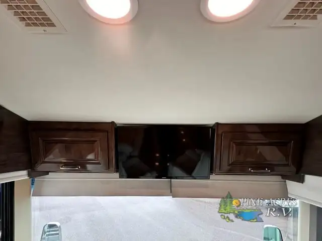 2021 Entegra Coach Anthem 44F only 35K Miles in RVs & Motorhomes in Moncton - Image 18