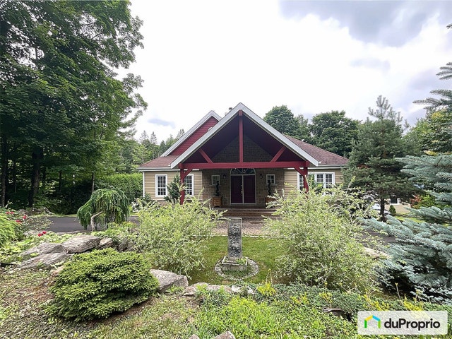 $949,000 - Bungalow for sale in Prevost — photo 1
