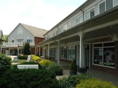 Main Floor Commercial Space with Bonus Basement — Campbellville Village Plaza 742 sq ft Main Floor +...