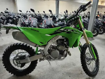Rock Moto Sport Sherbrooke, Kawasaki, KTM, Cf Moto, Arctic Cat, Vespa, Piaggo, Aprilia, VTT, Side by...
