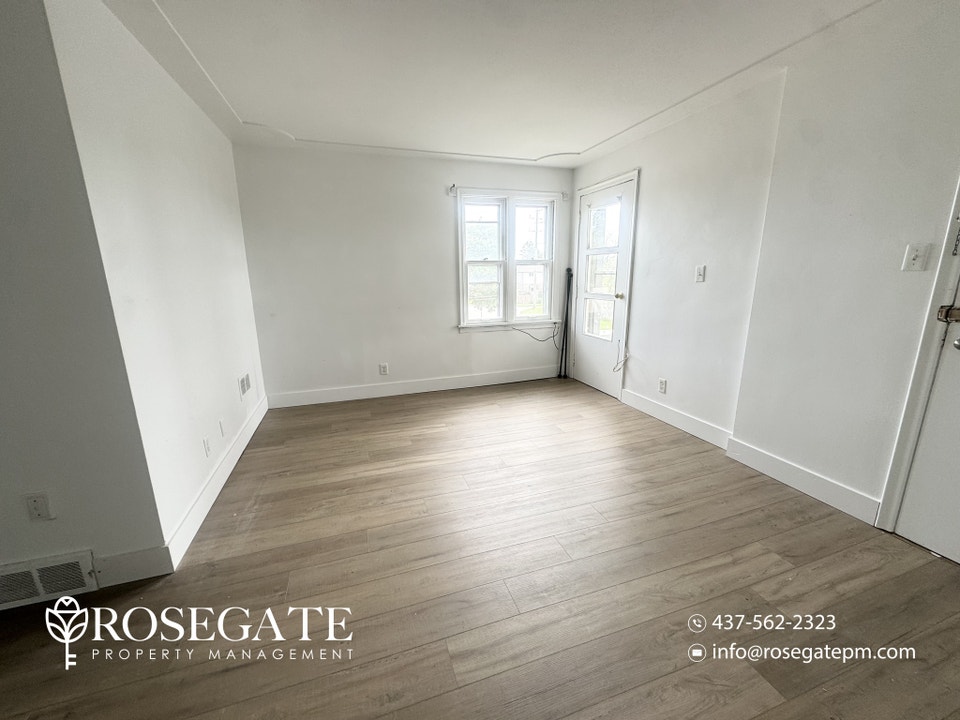 Cozy 1-Bedroom Apartment with Private Balcony & Parking – Cambri 4