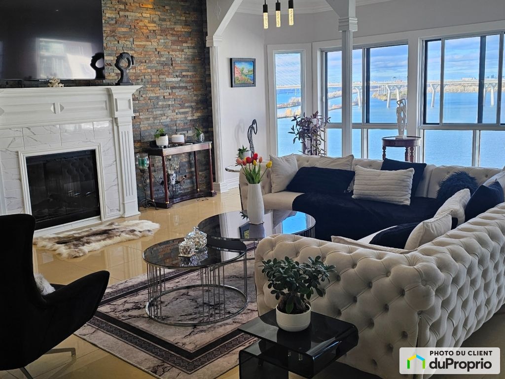 $779,000 - Condominium for sale in Brossard — photo 1