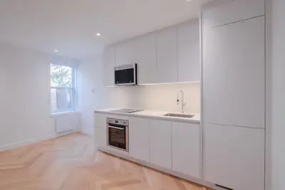 renovated one-bedroom apartment in Outremont - ID 3802