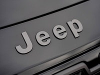 This Jeep Cherokee boasts a Intercooled Turbo Gas/Electric I-4 1.6 L/98 engine powering this Variabl... (image 8)