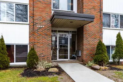 Spacious Two Bedroom Apartment for Rent