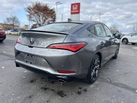 Heated seats, heated steering wheel, Apple CarPlay, Android Auto, AcuraWatch driver assist technolog... (image 4)