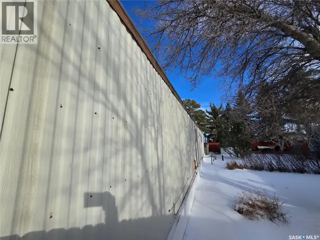 105 Larch STREET Caronport, Saskatchewan in Houses for Sale in Moose Jaw - Image 40