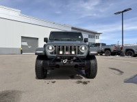 Recent Arrival! 2024 Jeep Wrangler Sahara Anvil Clear Coat Pentastar 3.6L V6 VVT 4WD 4 Auxiliary Swi... (image 7)