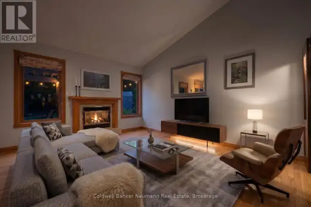 11 KEATING DRIVE Centre Wellington (Elora/Salem), Ontario in Houses for Sale in Kitchener / Waterloo - Image 9