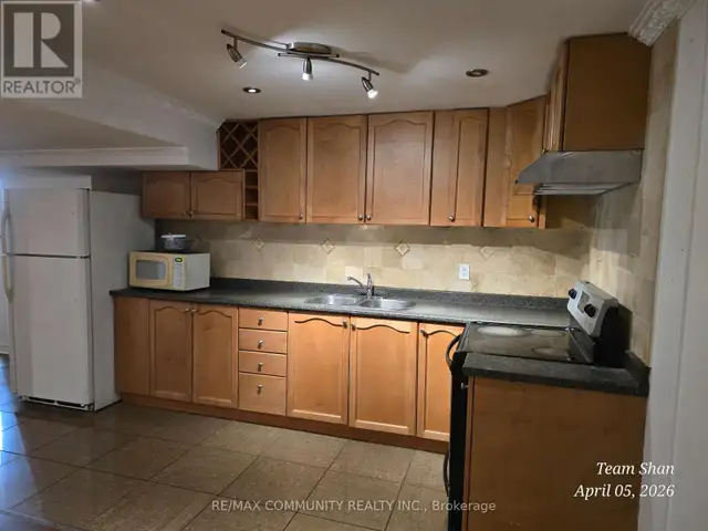84 CHASSER DRIVE Markham (Greensborough), Ontario in Long Term Rentals in Markham / York Region - Image 5