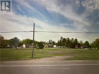 Prime Commercial land on Petawawa Blvd. Many potential uses in this high demand area. (id:24493) MLS...