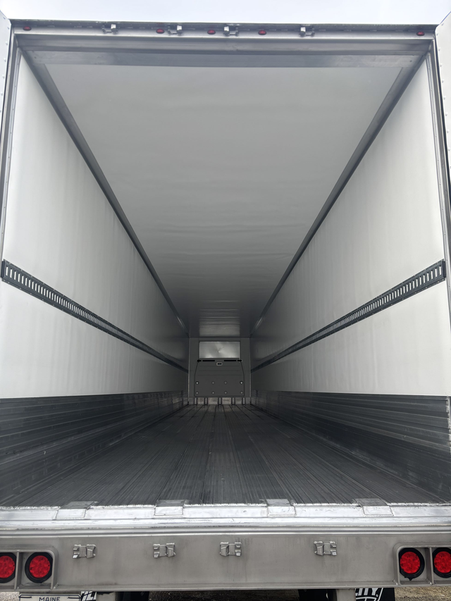 2026 Utility 53' TRIDEM REEFER in Heavy Equipment in Truro - Image 5