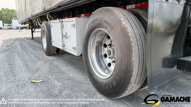 2005 TRANSCRAFT 48' ROLLING TARP REMORQUE A RIDEAUX LATERAUX in Heavy Equipment in Longueuil / South Shore - Image 7