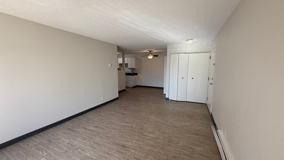 Classic 2 Bed 1 Bath - Spacious - HEAT INCLUDED starts at $1495 2