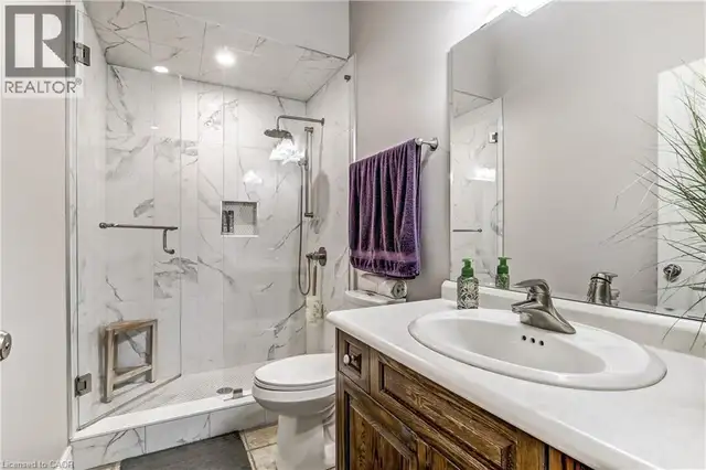 139 MANNHEIM Crescent Mannheim, Ontario in Houses for Sale in Kitchener / Waterloo - Image 22