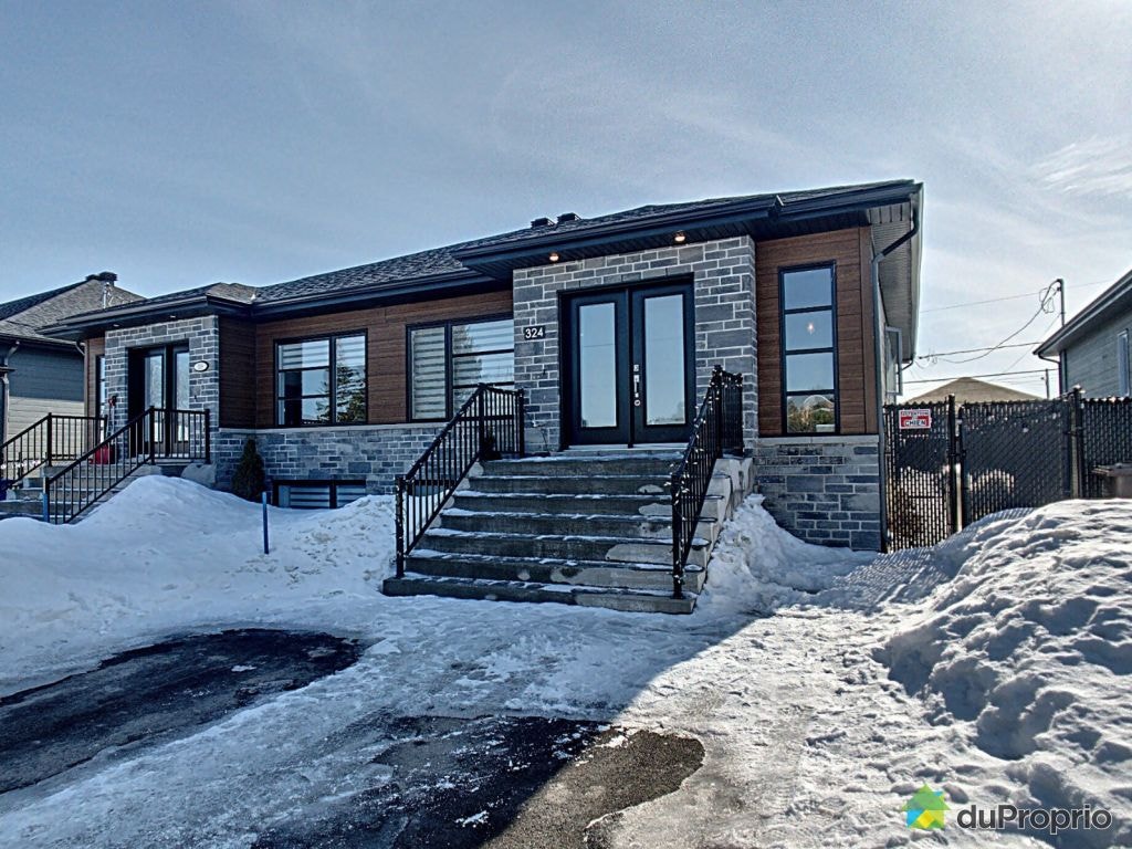 $689,900 - Bungalow for sale in St-Philippe — photo 2