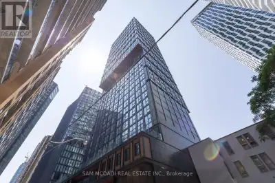 LPH17 - 82 DALHOUSIE STREET Toronto (Church-Yonge Corridor), Ont